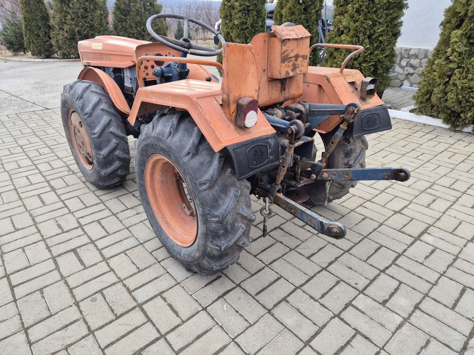 Tractoras 4x4 Antonio cararro 32 cp