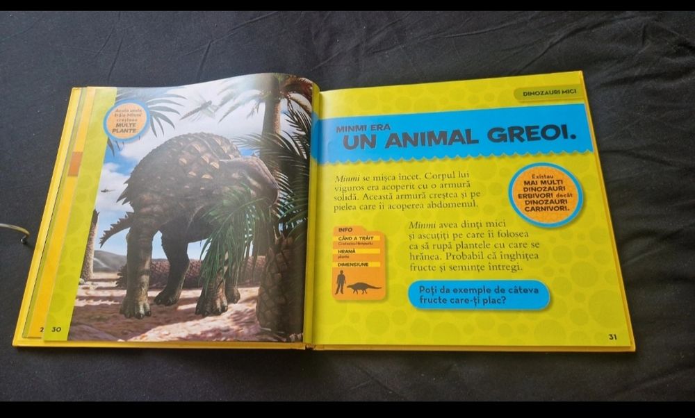 Carte- Prima mea carte despre dinozauri, noua