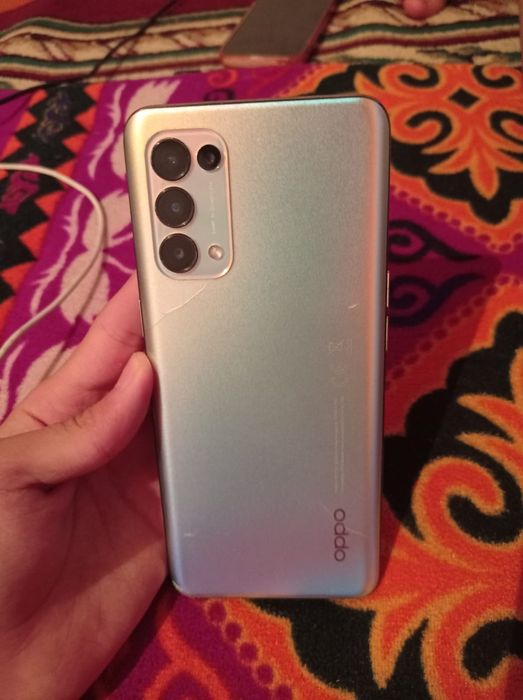 Oppo Reno 5 Субфлагман