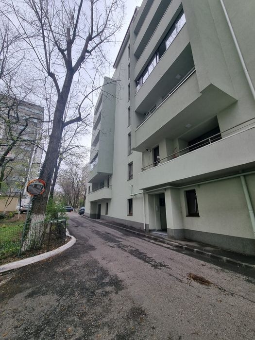 Inchiriez garsoniera in  bloc nou 2023, cartier Titan, Bucuresti