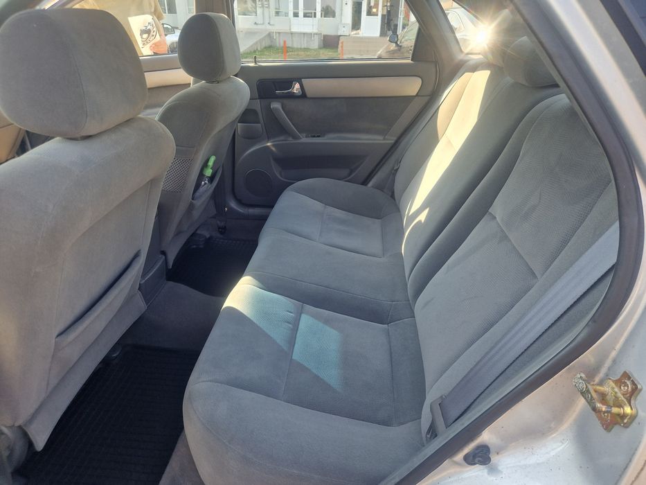 Vând Chevrolet Lacetti prim proprietar
