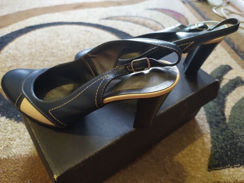 Pantofi piele naturala culoare blue inchis cu alb nr 38