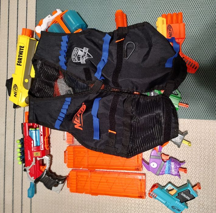 Pistoale Nerf sau similare/accesorii