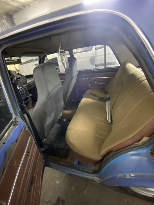 Продам ваз 21063