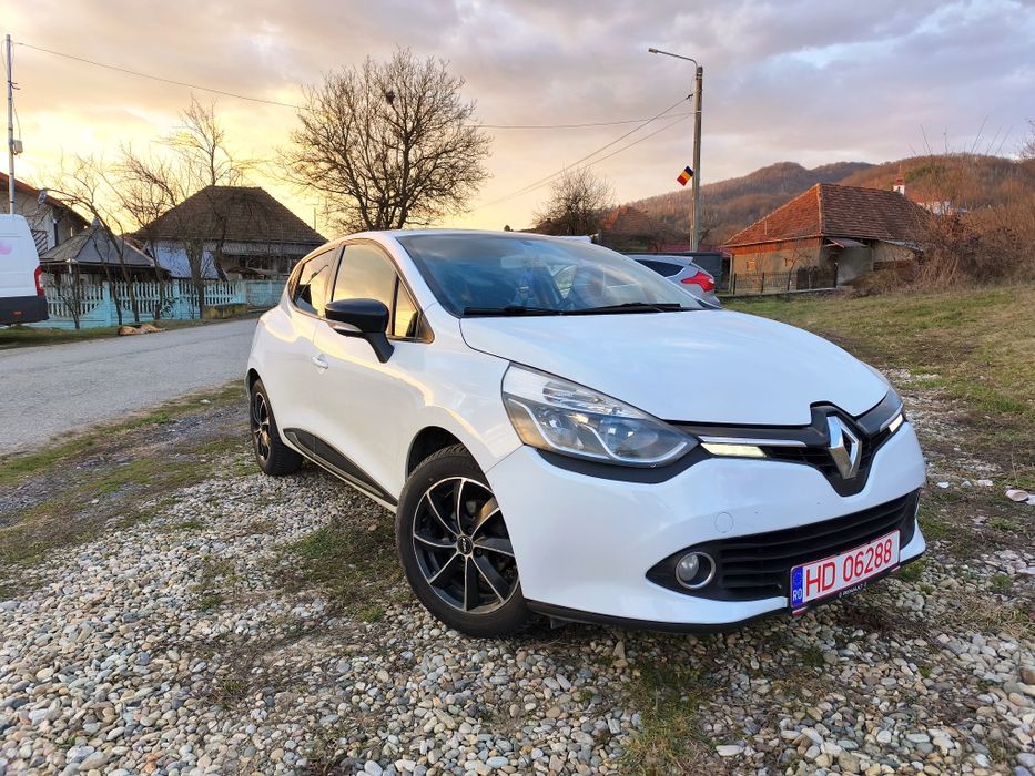 RENAULT Clio