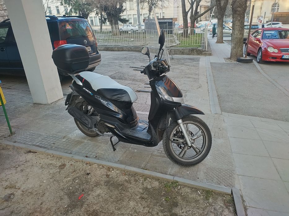 Peugeot tweet 125 cc