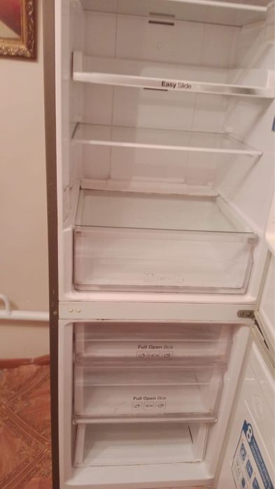 Холодильник LG буу