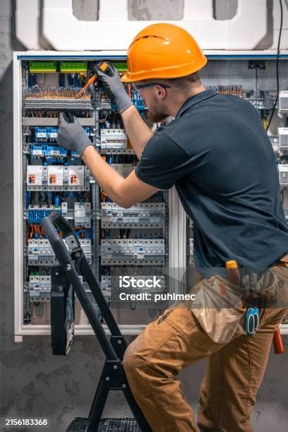 Электрик работаю без выходных