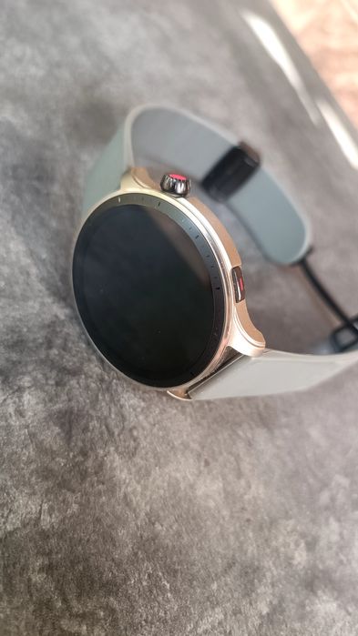 Смарт часы Amazfit GTR-4