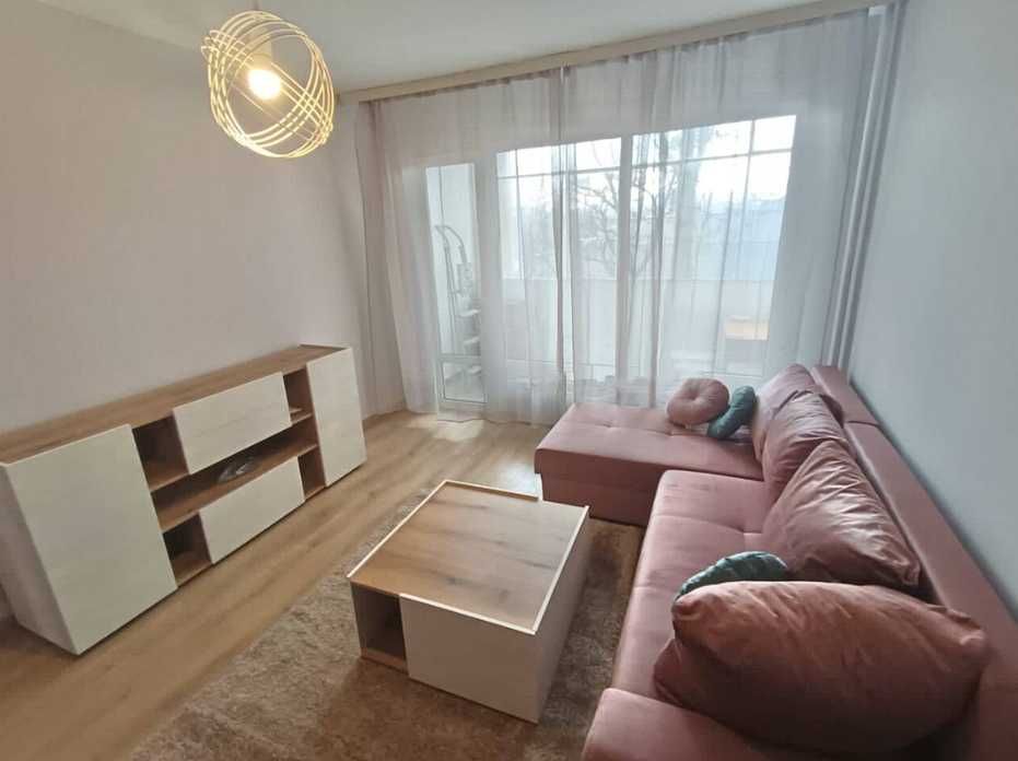 Дава се под наем Двустаен апартамент в София, Надежда 3 - 66 кв.м за 433.5 € - Снимка #1