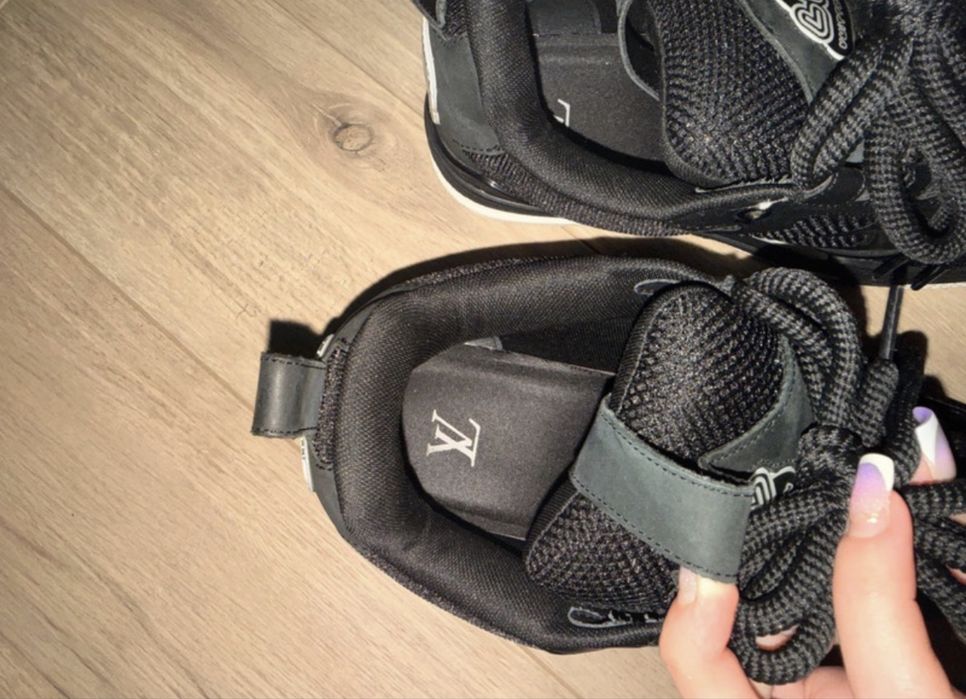 louis vuitton sneakers