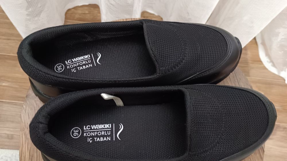 Женские спортивные слипоны