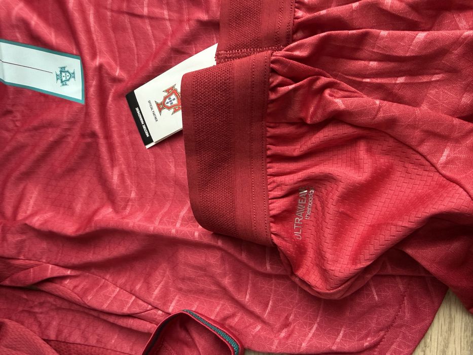 Set tricou de fotbal cu pantaloni scurti Puma Portugalia Cr7 Cristiano Ronaldo 7 marime M nou