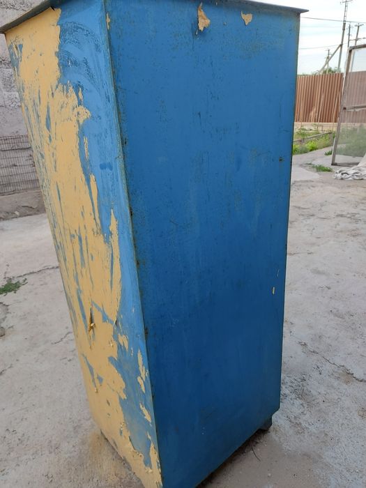 Сейф металлический советский