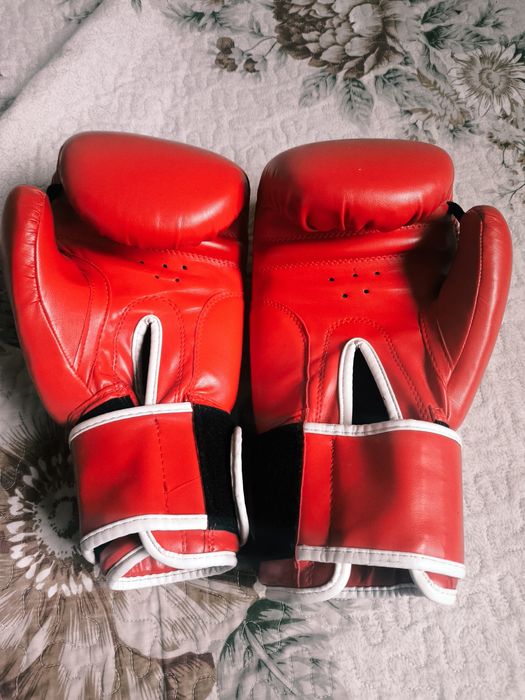 Боксёрски перчатка