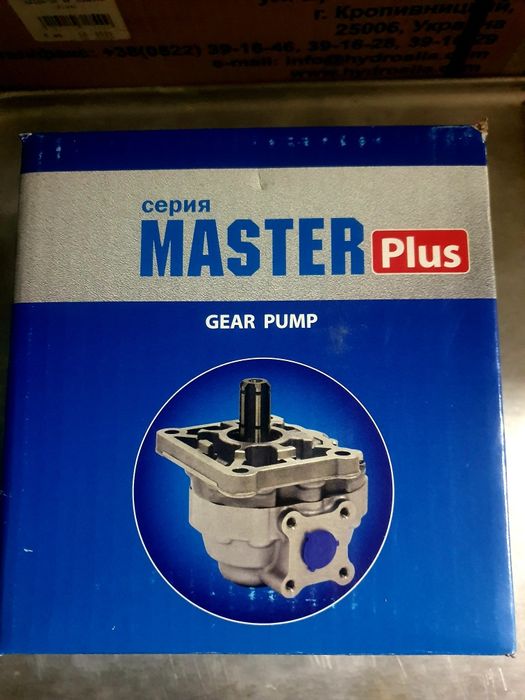 Насос шестеренный м32 НШ левий на авто ЗИЛ MASTER PLUS