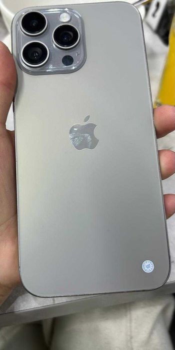 Iphone 16 pro maks 1-тиробайт