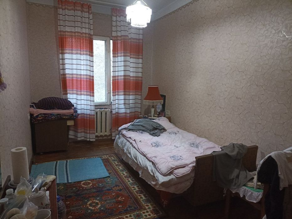 3/5/5. Сергели 2. Квартира 78 м², дом панельный. Метро - 500 м.