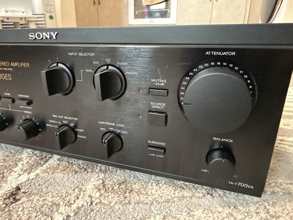 Sony TA-F700ES Висок клас стерео усилвател