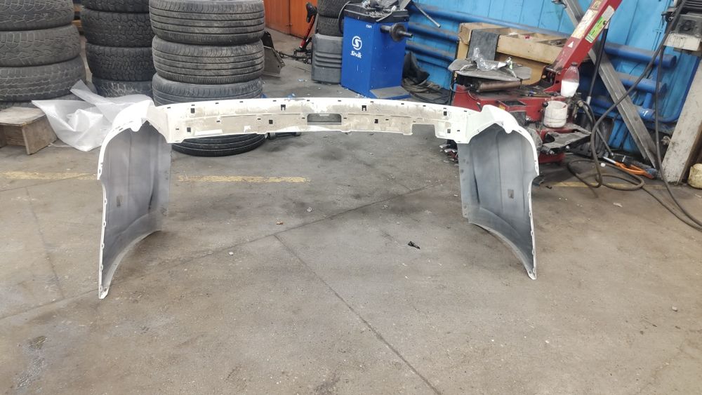 Бампер б/у в оригинале