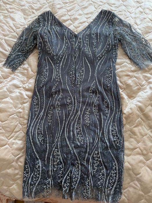 Официална сива рокля