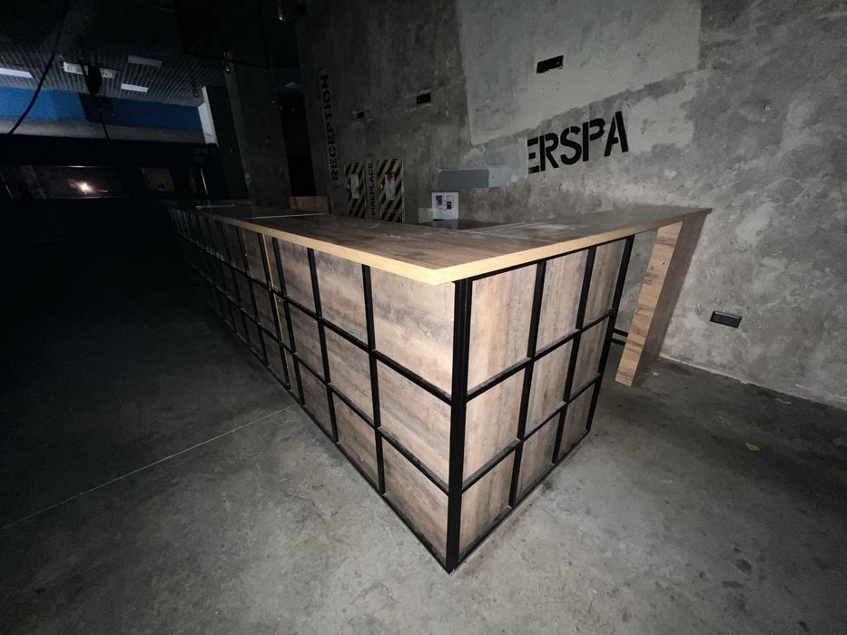 Ресепшен стойка 6х3м