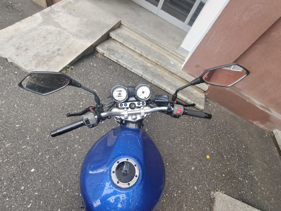 Kawasaki ZR750 - 6500lei Negociabil