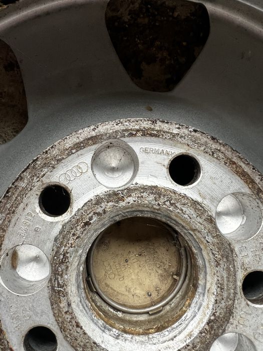 Set 4 Jante Aliaj Originale Audi R15, 5x112