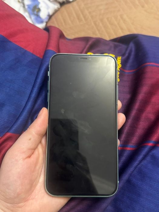 Айфон 11  128 гб келсемз