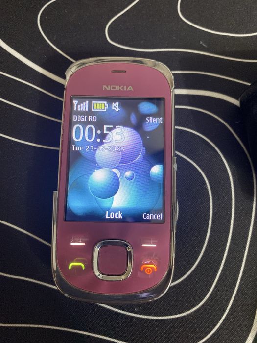 Nokia 7230 + Casca HandsFree Nokia BH-104