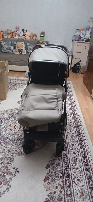Продам прогулочная коляска