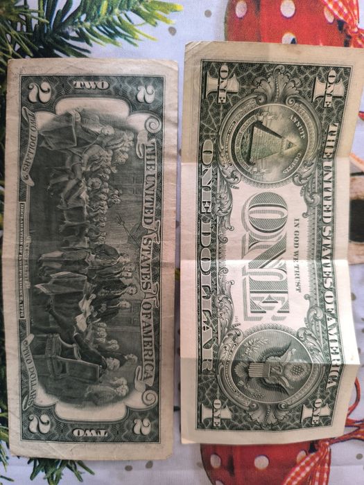 2 долара 1976 и 1 долар 2003