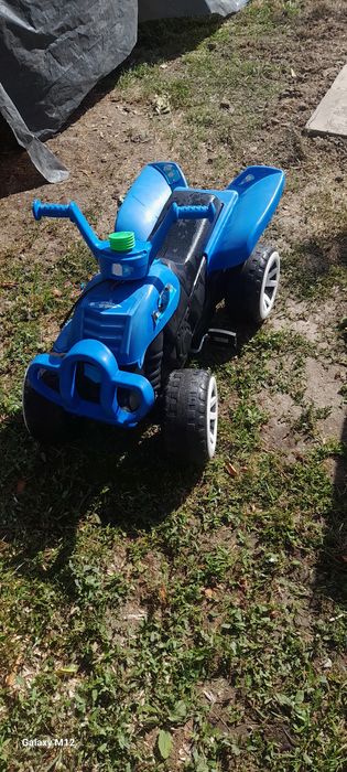 Vand masinuta mica pentru copi 4-7ani