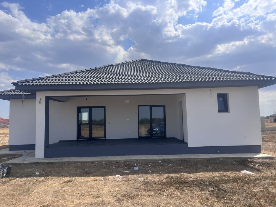 Casa in santandrei 160mp / terasa incalzita/rolete electrice - acces rapid centura