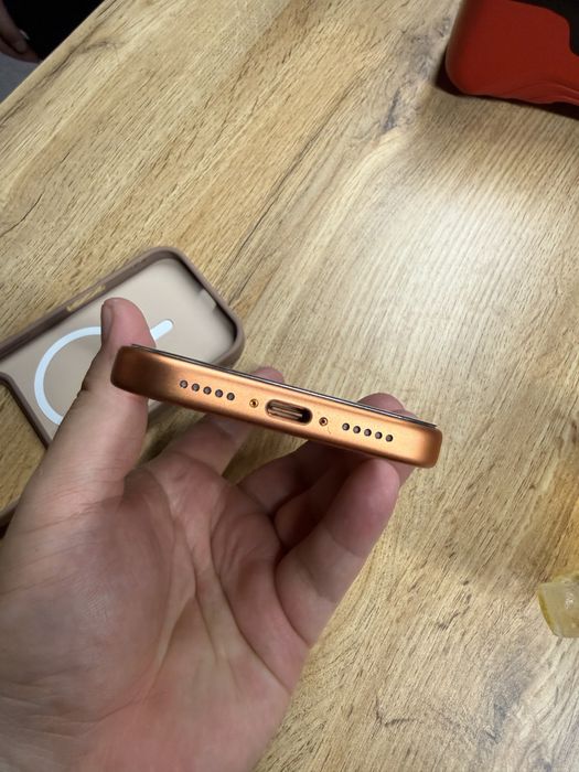 Айфон 17 про 256гб симкартой