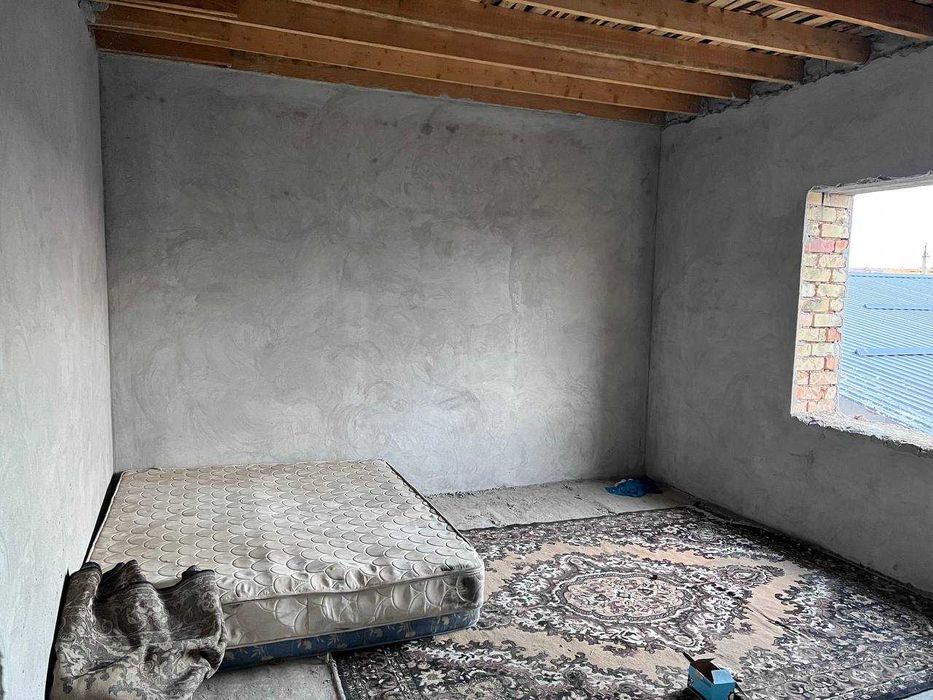 Продам участок 2- соток с новым домом, коробка