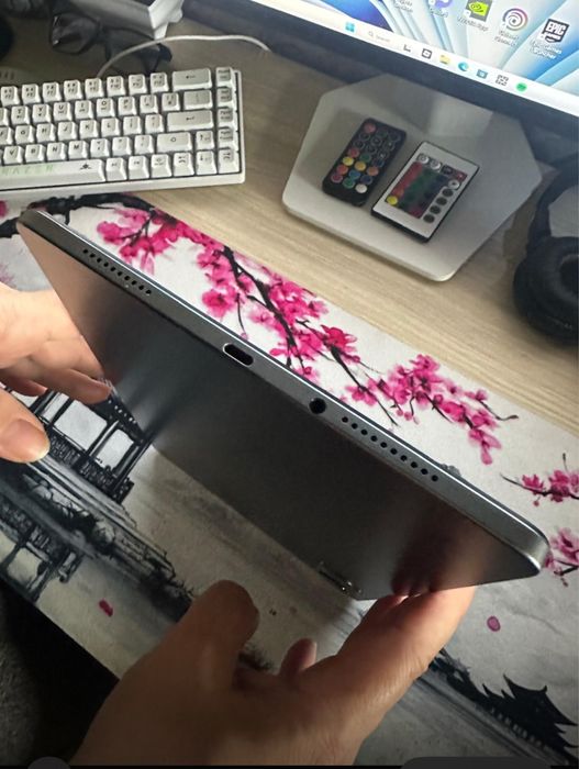 Tableta xiaomi redmi pad se 11 inch ca nouă!