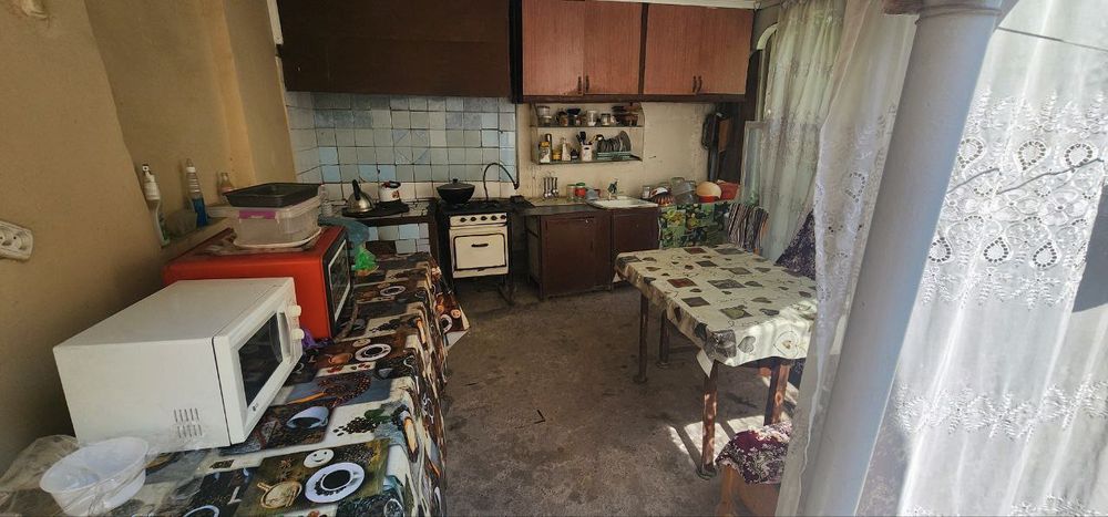 Продаётся 2-х этажный дом в Юнусабадскому  районе