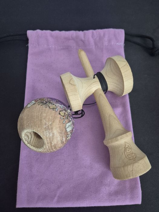 Kendama Erratic Squirrel