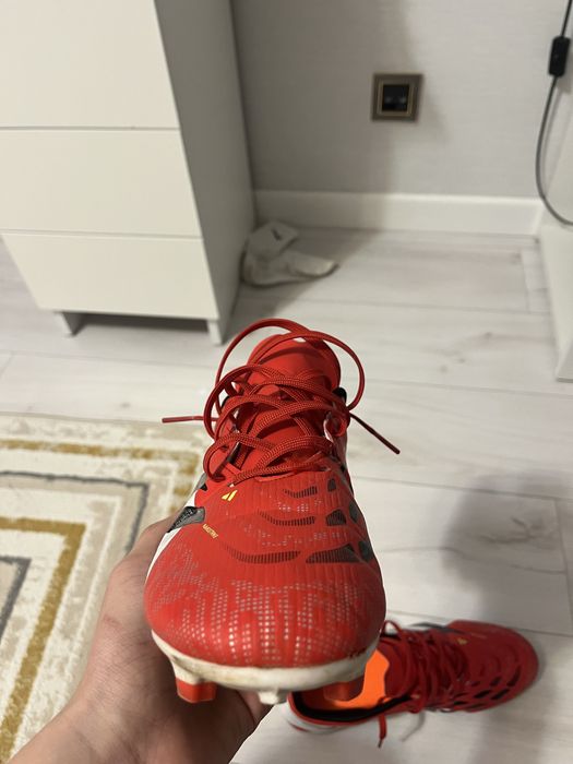 Бутсы адидас предатор академи