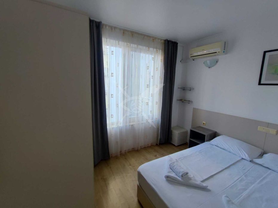 Тристаен апартамент в Несебър 70615