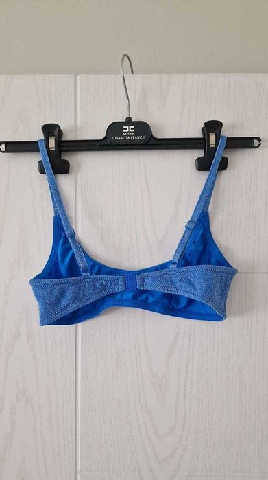 Triangl чисто нов бански от две части