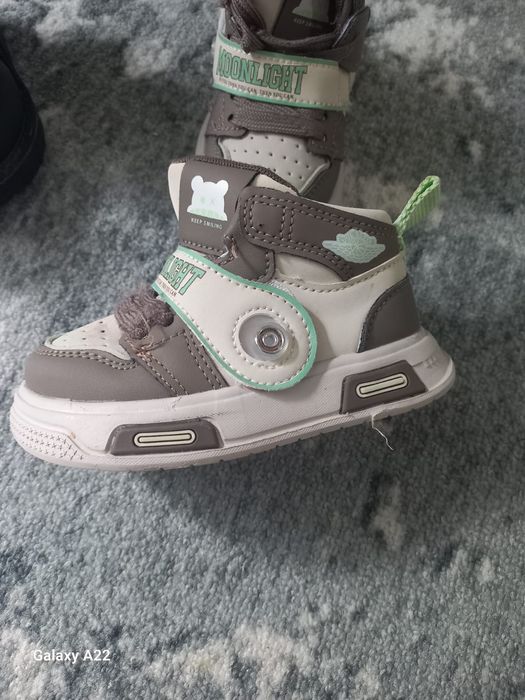 Продам обувь для ребёнка