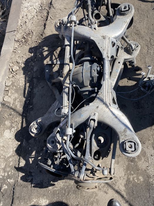 Задняя балка Мерседес W211