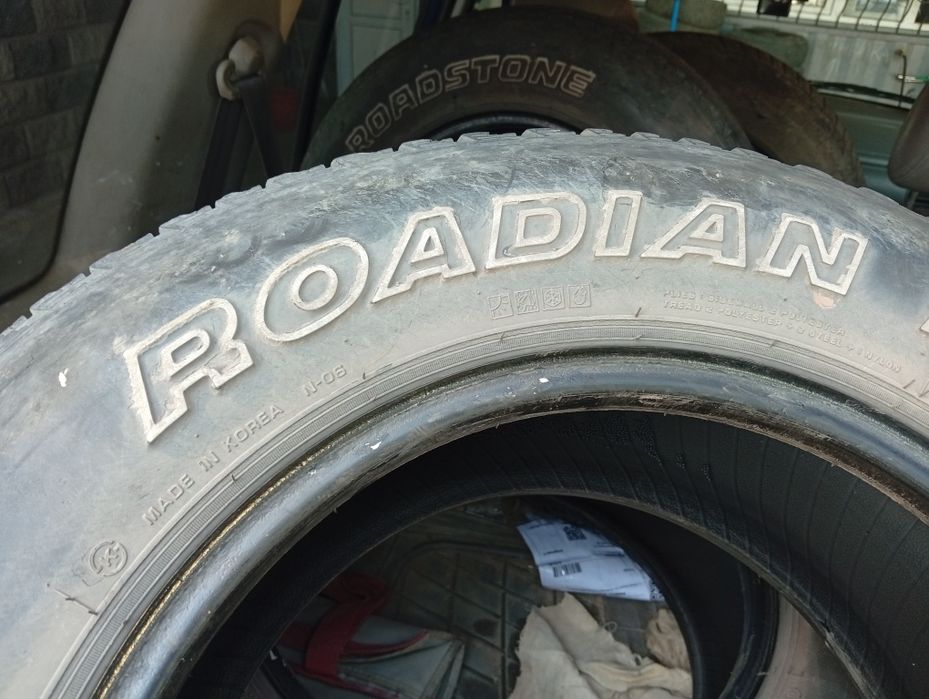 Покрышки Roadstone 225/70 R15