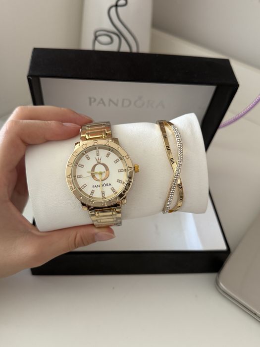продам новые часы pandora