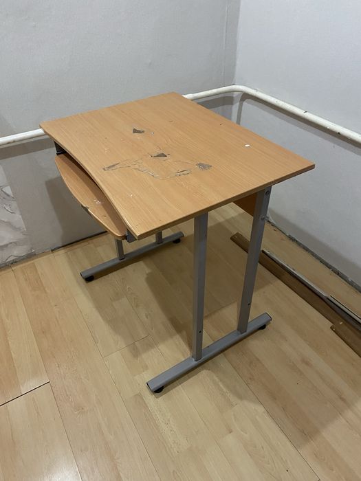Продам либо обменяю стол компьютерный