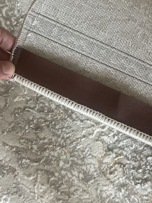 Продам ковёр. Почти новый!