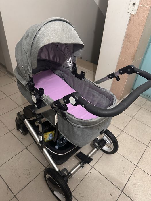 Продам коляску в хорошем состоянии