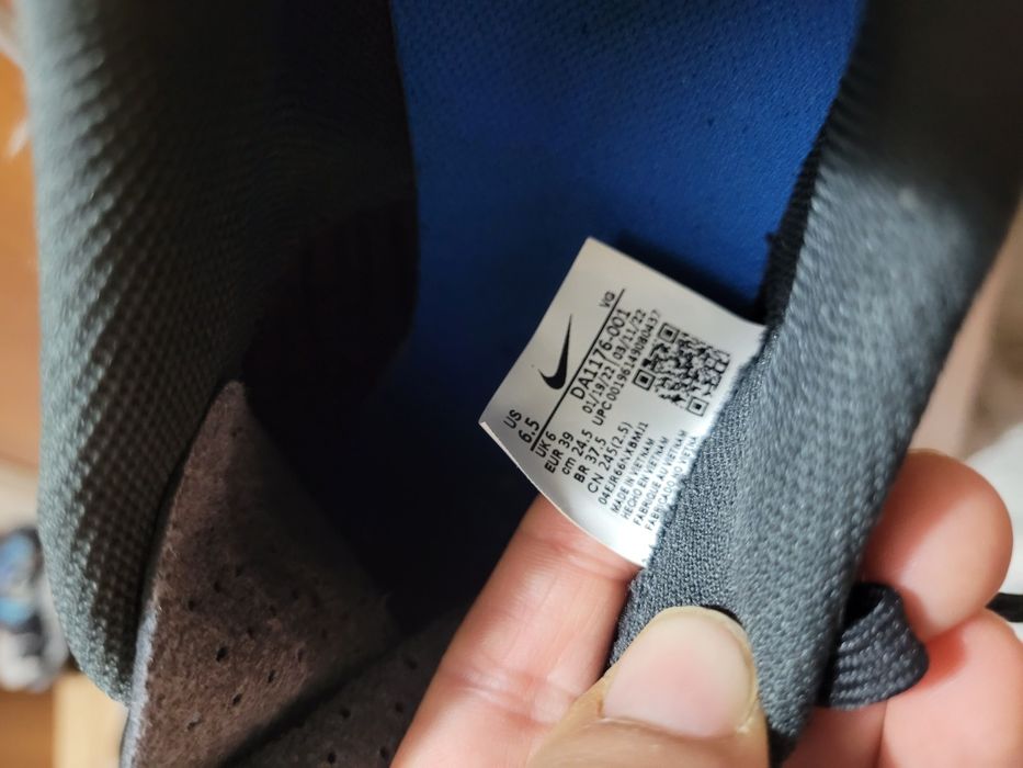 Бутонки и стоножки